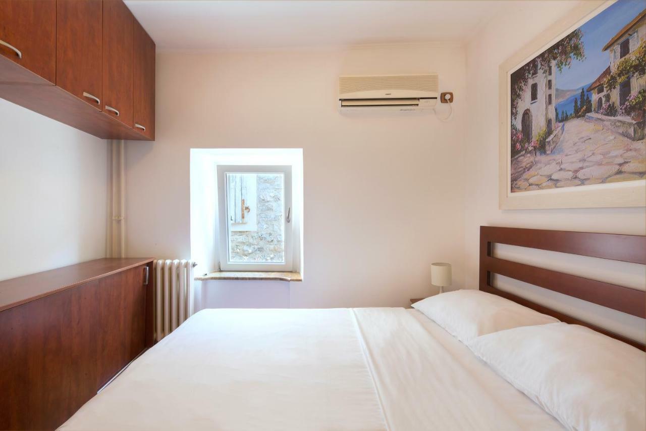 Apartment Kovacevic Old Town Budva Bagian luar foto