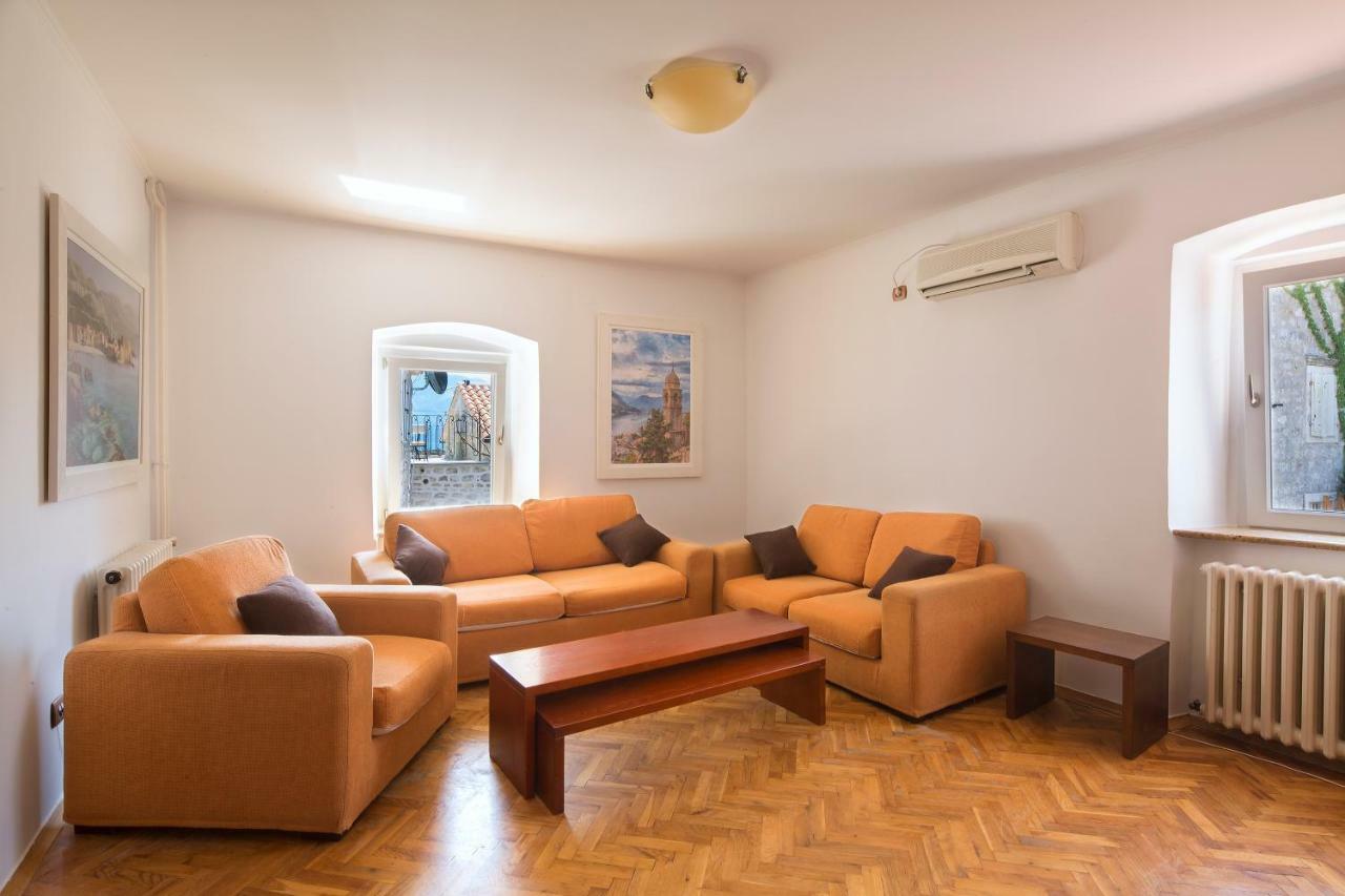 Apartment Kovacevic Old Town Budva Bagian luar foto